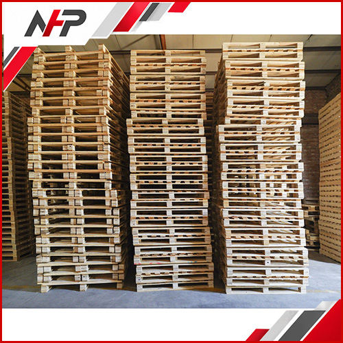 Pallet gỗ